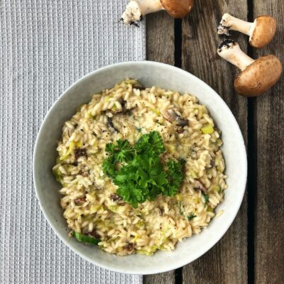 Risotto med vin og svampe