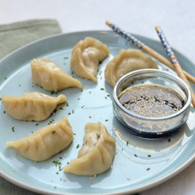 Dumplings med svinekød og grøntsager